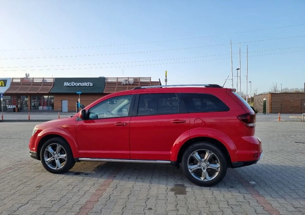 Dodge Journey cena 53900 przebieg: 162980, rok produkcji 2017 z Gdynia małe 154
